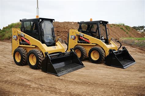 caterpillar skid steer series b vs c|first caterpillar skid steer.